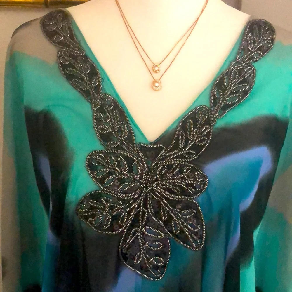 NWT BRILLIANT BLOUSE 👚 POLYESTER - Picture 1 of 4